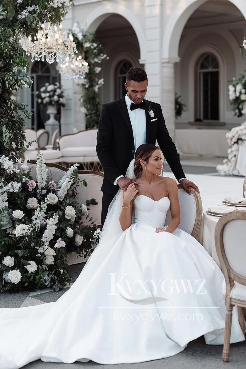 Ball Gown Sweetheart Satin Wedding Dresses Gown With Sweep Train HS727