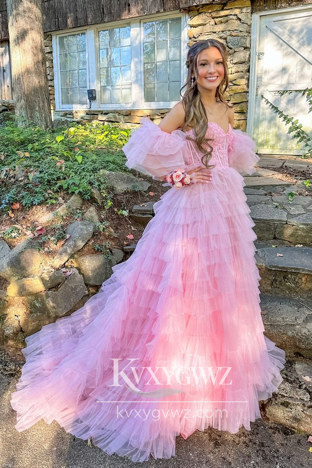 Stunging A Line Sweetheart Evening Gown Pink Tiered Tulle Prom Dress with Slit LF734