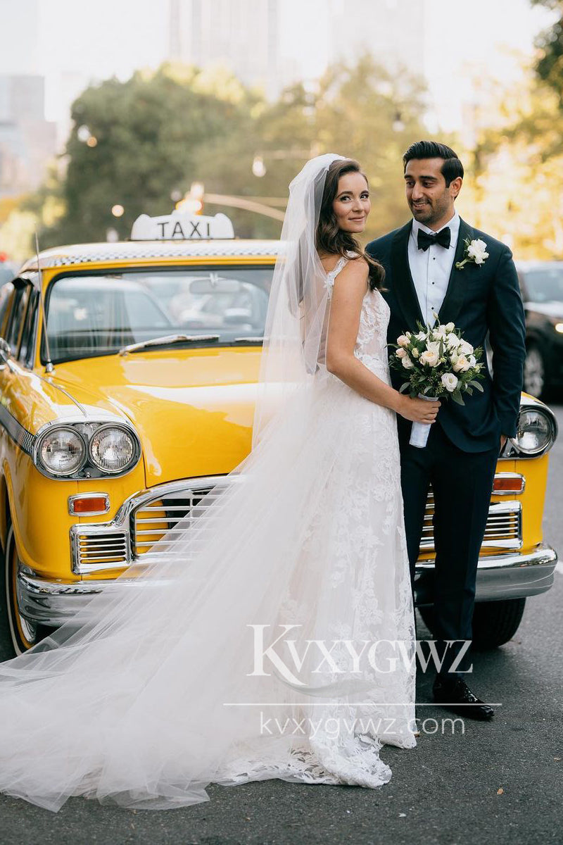 Beautiful A-Line Scoop Neck White Tulle Wedding Dresses Gown with Appliques HS738