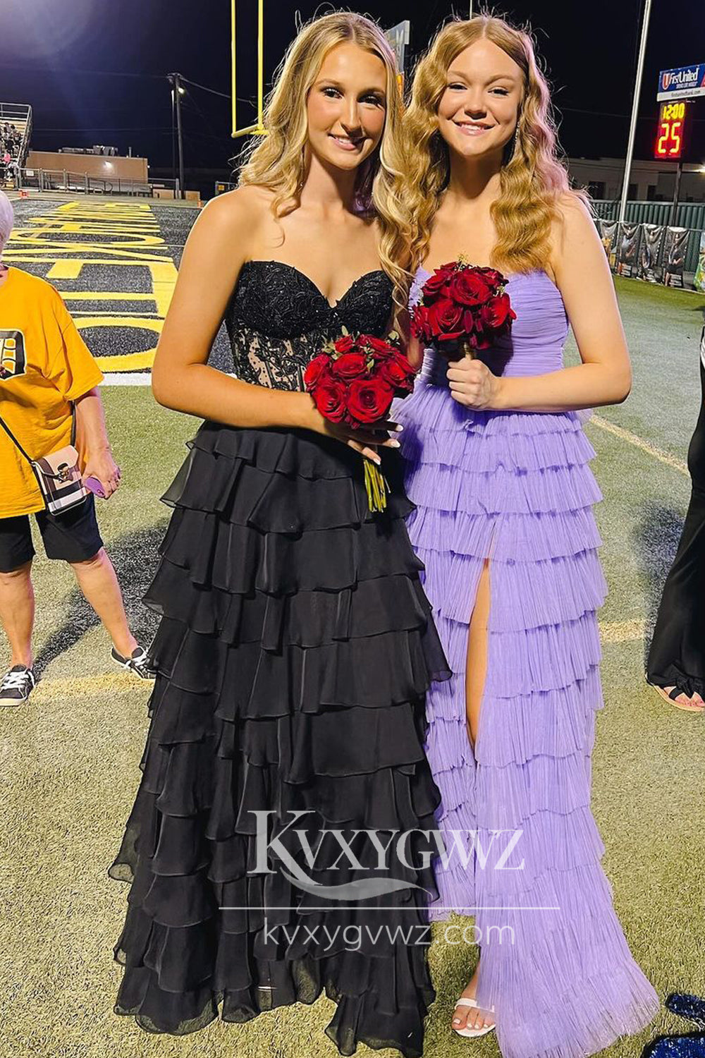 Stunning A Line Sweetheart Evening Gown Black Chiffon Tiered Long Prom Dress LF739