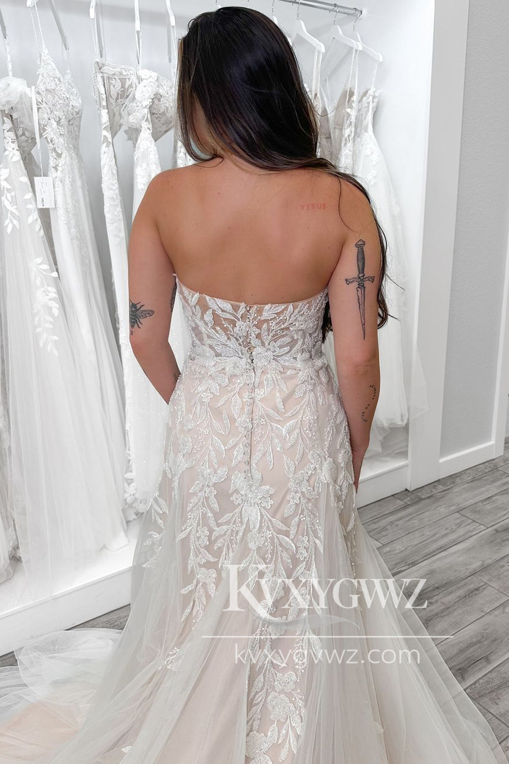 Glamorous A Line V Neck Champagne Tulle Long Wedding Dresses Gown with Appliques HS743