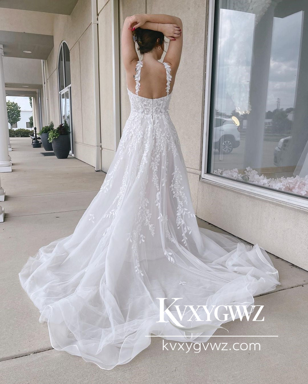Glamorous A Line Sweetheart Tulle Wedding Dresses Gown with Appliques HS761