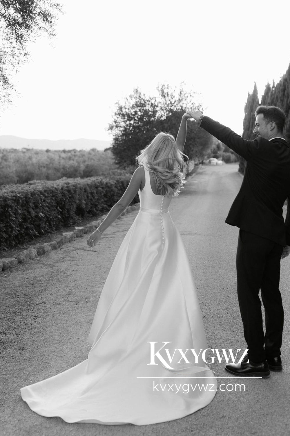 Ball Gown Square Neck Satin Wedding Dresses Gown With Sweep Train HS764