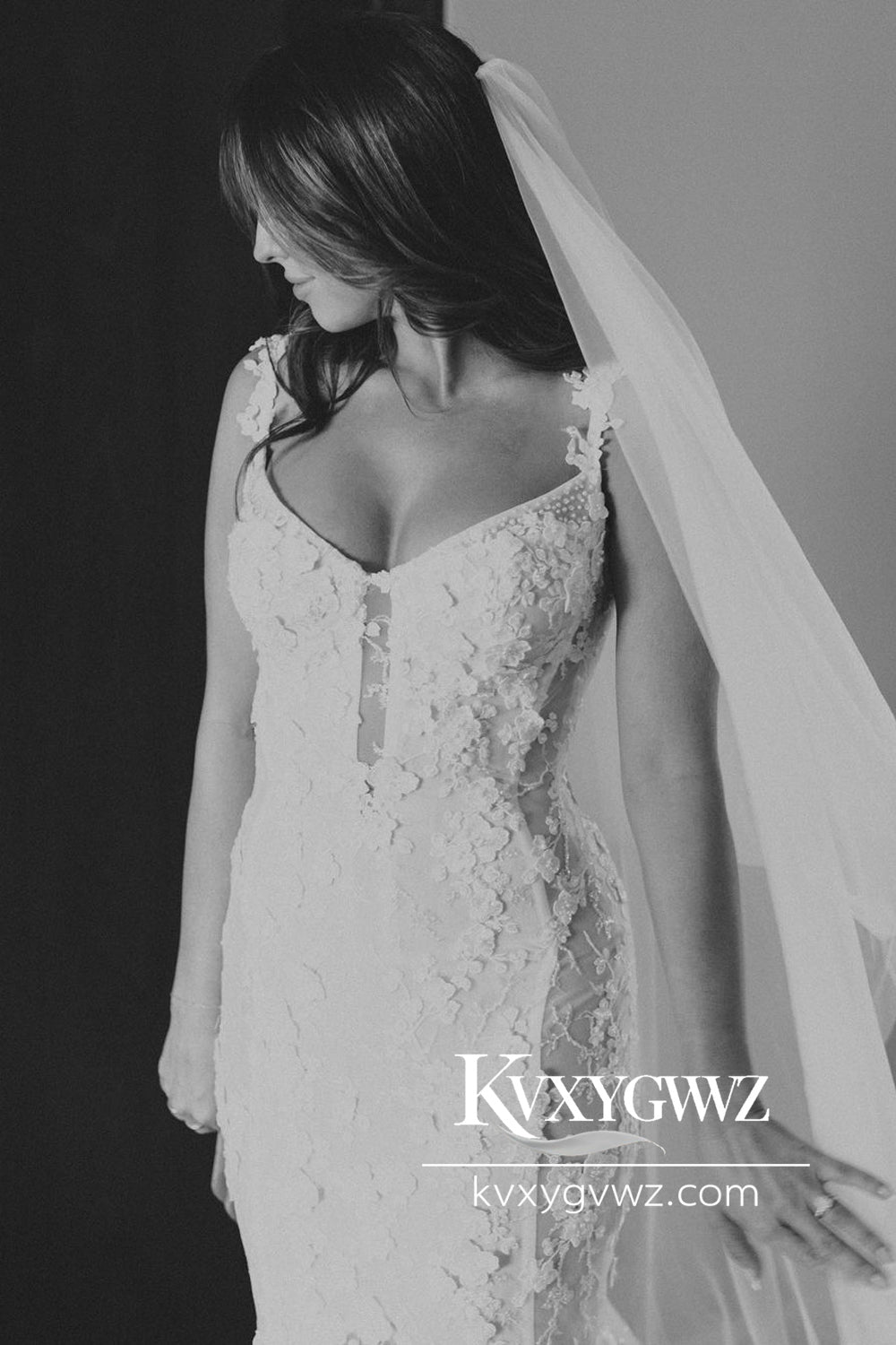 Bohemian Mermaid V Neck Lace Tulle Long Wedding Dresses Gown with Appliques HS773