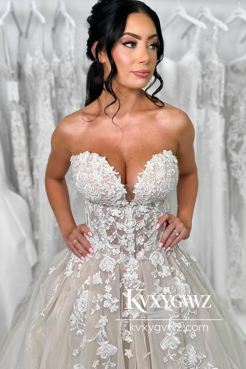 Ball Gown Sweetheart Tulle Wedding Dresses Gown with Appliques HS775
