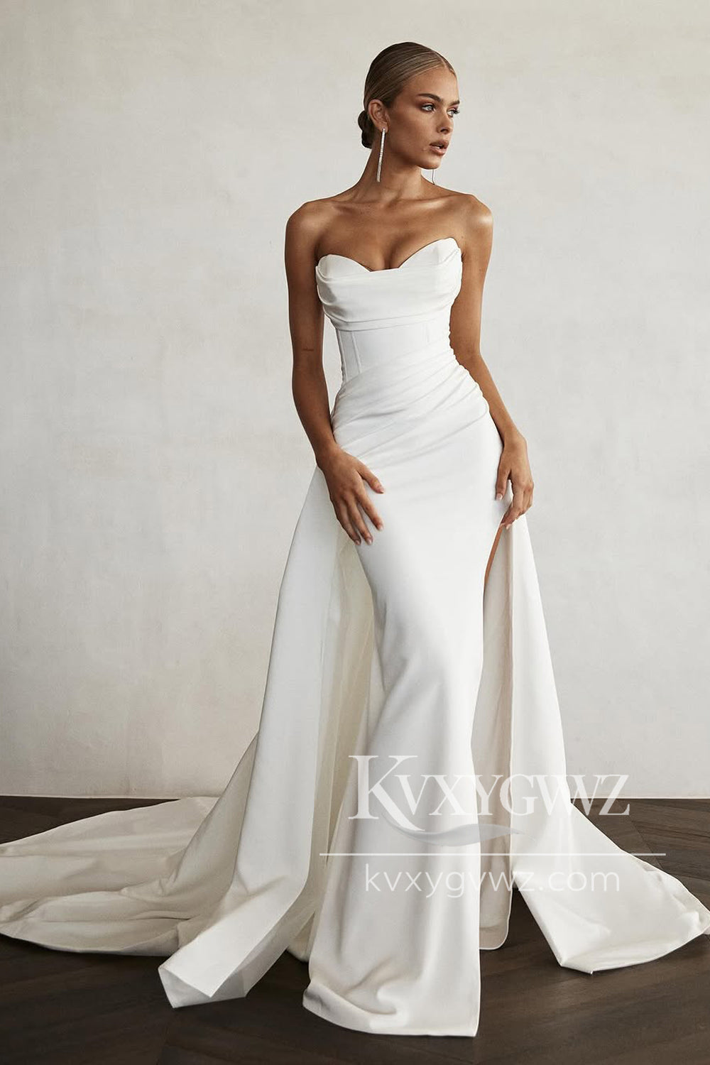 Mermaid Sweetheart Ivory Satin Wedding Dresses Gown With Sweep Train HS801