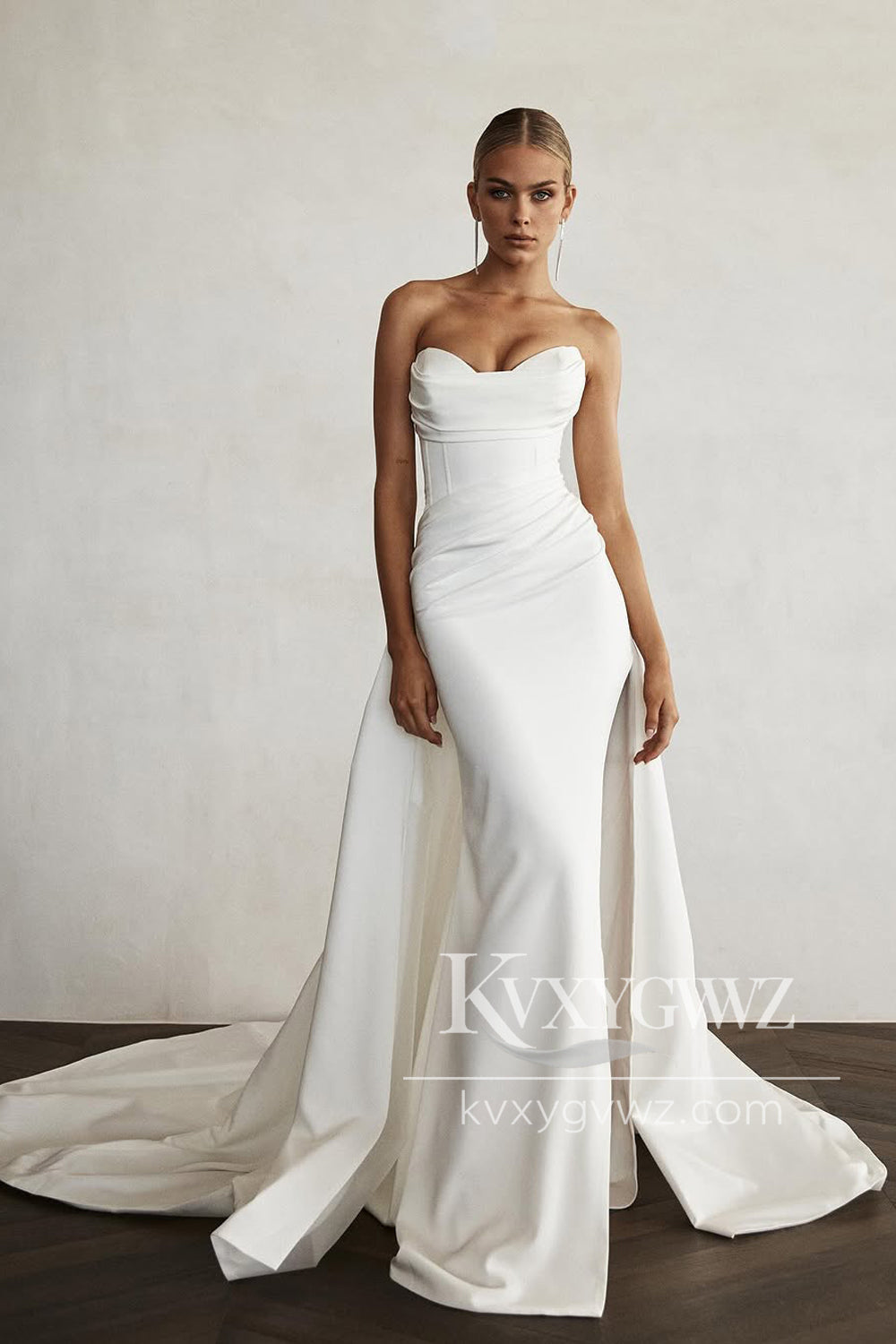 Mermaid Sweetheart Ivory Satin Wedding Dresses Gown With Sweep Train HS801