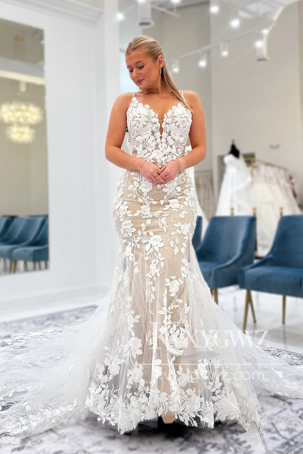 Spaghetti Strap Mermaid V Neck Ivory Tulle Lace Wedding Dresses Gown With Sweep Train HS804
