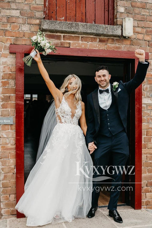 Boho A Line V Neck Tulle Wedding Dresses Gown with Appliques HS815