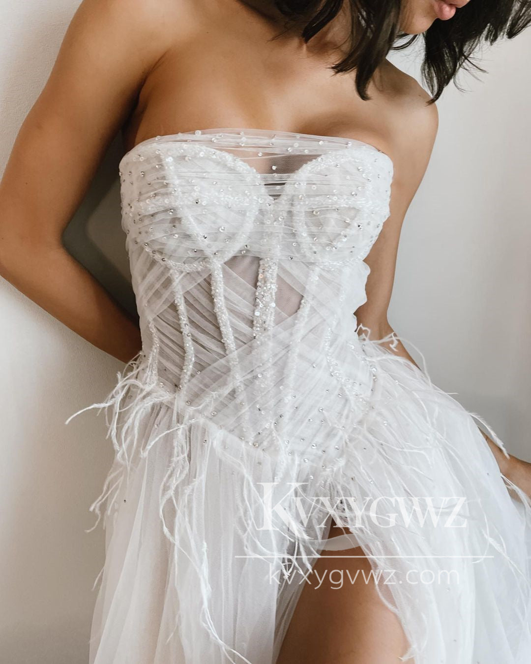 Fariy A Line Sweetheart Beaded Tulle Slit Wedding Dresses Gown with Feather HS847