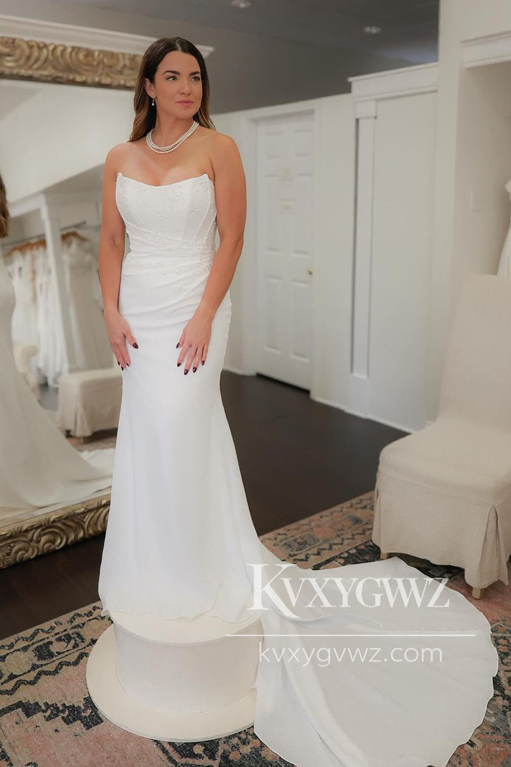 Mermaid Scoop Neck White Satin Wedding Dresses Gown with Beading HS851
