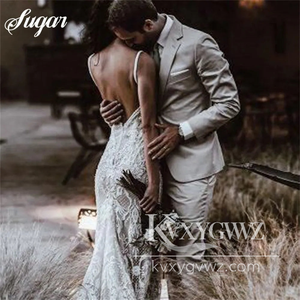 Graceful Mermaid V Neck Lace Champagne Wedding Dresses Gown with Appliques HS855