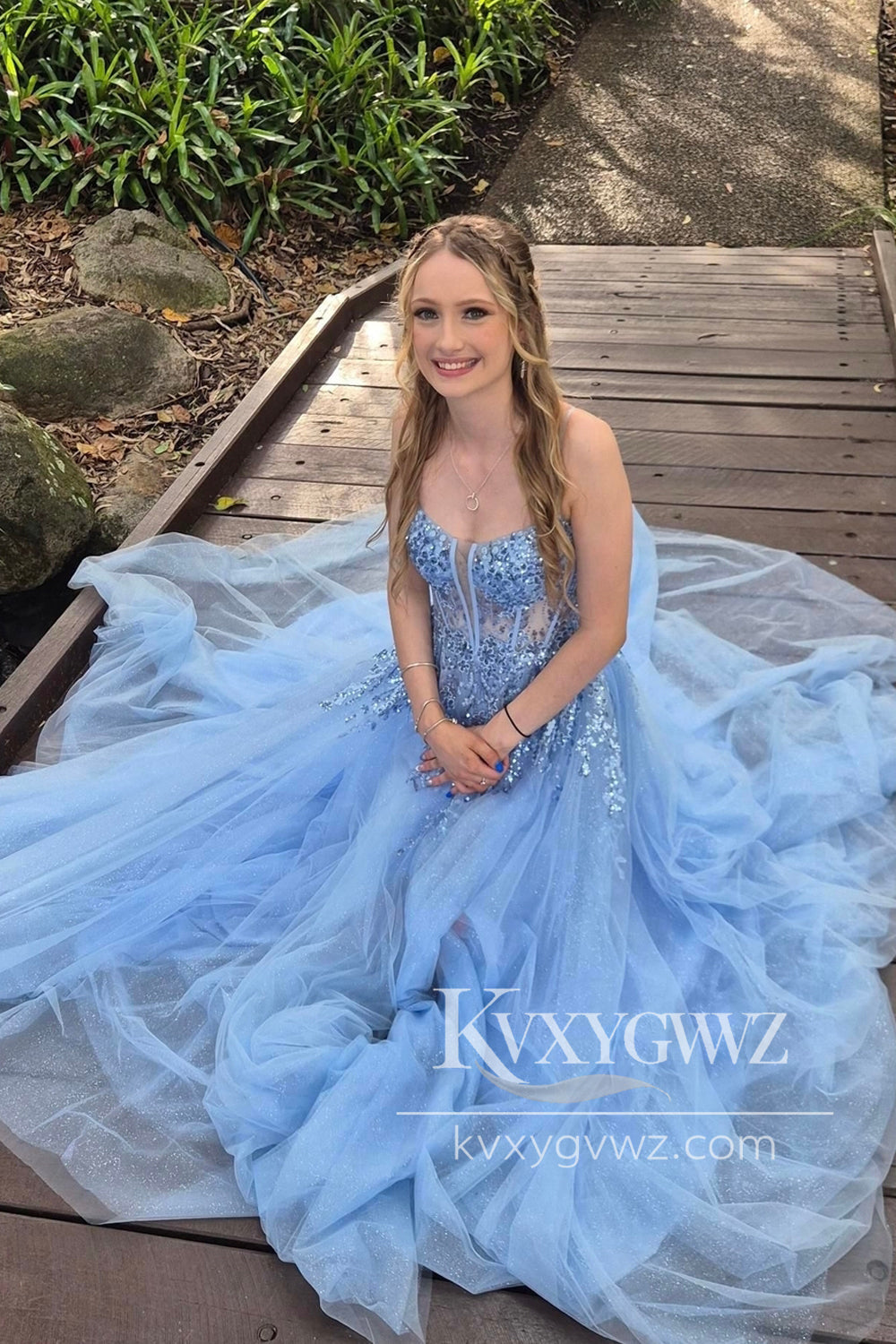Cute A Line Sweetheart Evening Gown Tulle Long Prom Dresses with Appliques LF1446