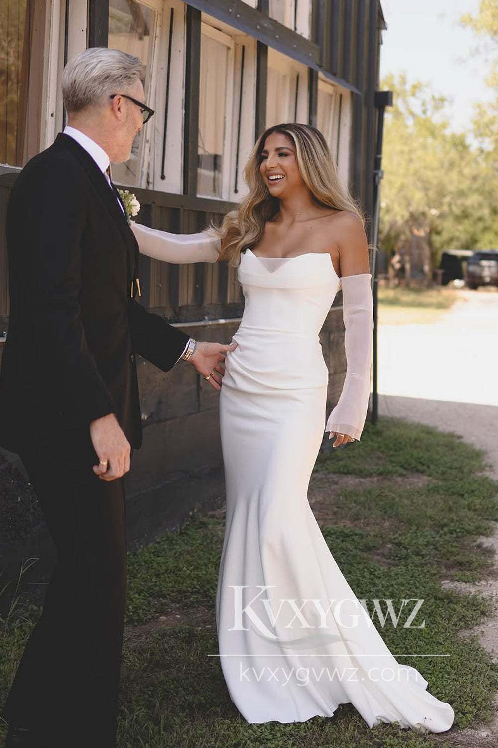 Modern Mermaid Sweetheart Elastic Satin Wedding Dresses Gown with Long Sleeves HS866