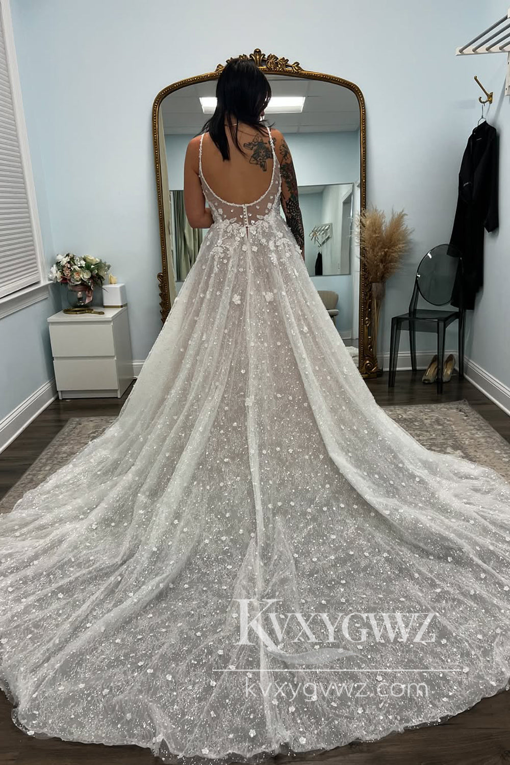Dazzling A Line Sweetheart Tulle Lace Wedding Dresses Gown With Train HS869