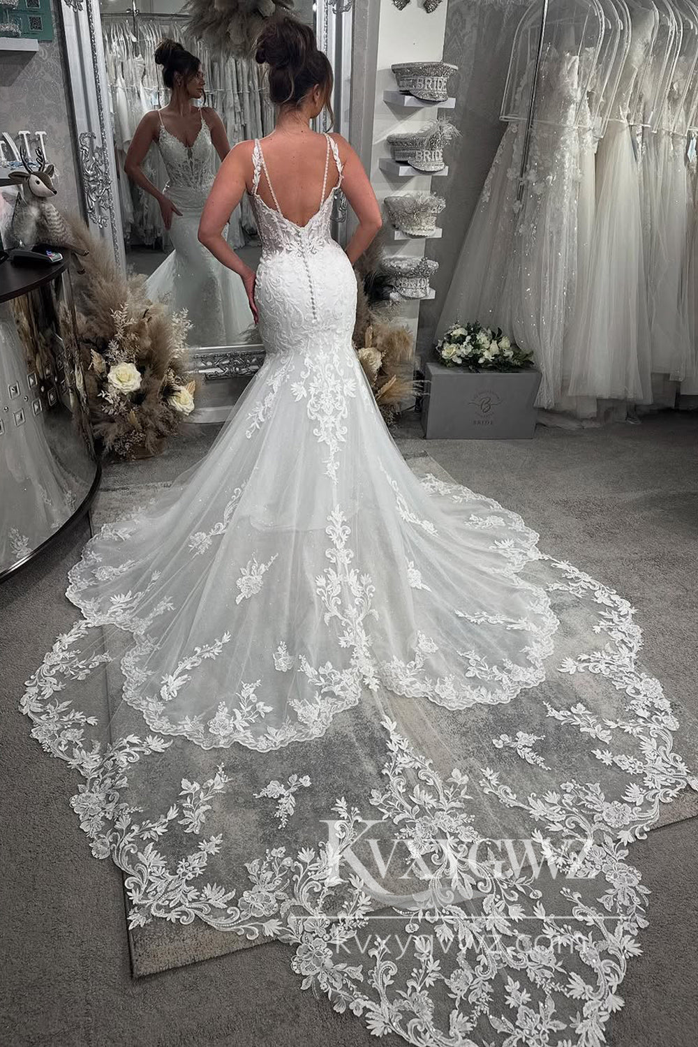 Graceful Mermaid Sweetheart Lace Long Wedding Dresses Gown with Appliques HS884