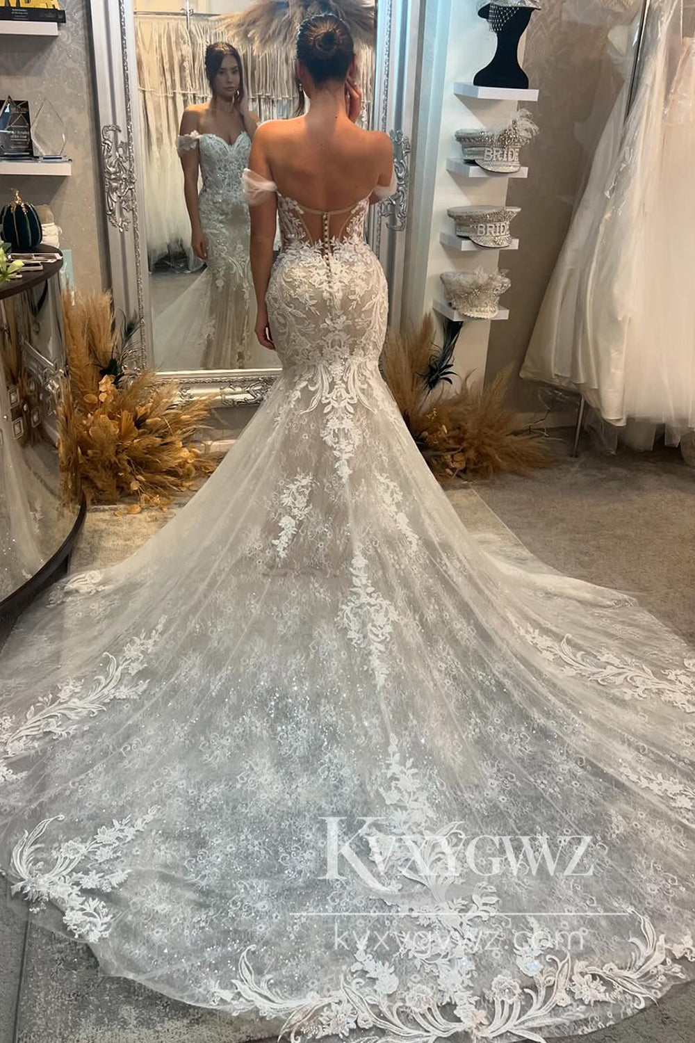 Pastoral Style  Mermaid Off the Shoulder Lace Tulle Wedding Dresses Gown with Appliques HS891