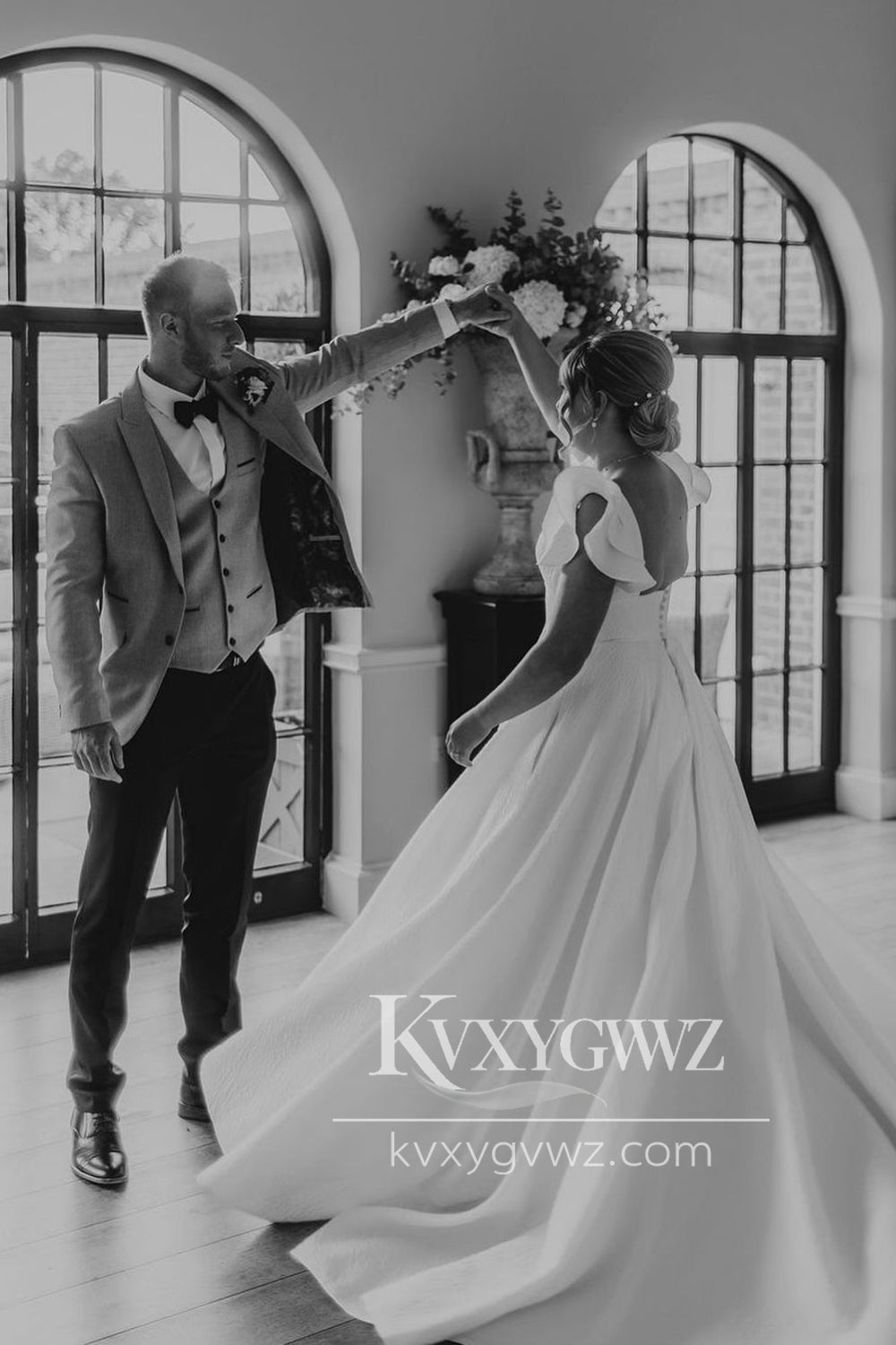 Pastoral Style A Line Square Neck Satin Long Wedding Dresses Gown with Ruffled Sleeves HS953