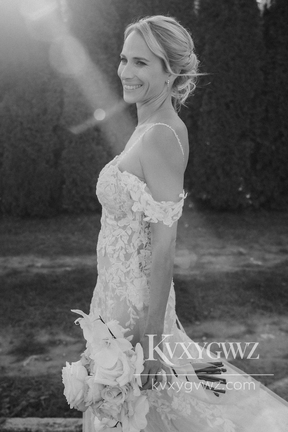 Pastoral Style Sheath Sweetheart Lace Long Wedding Dresses Gown with Appliques HS977