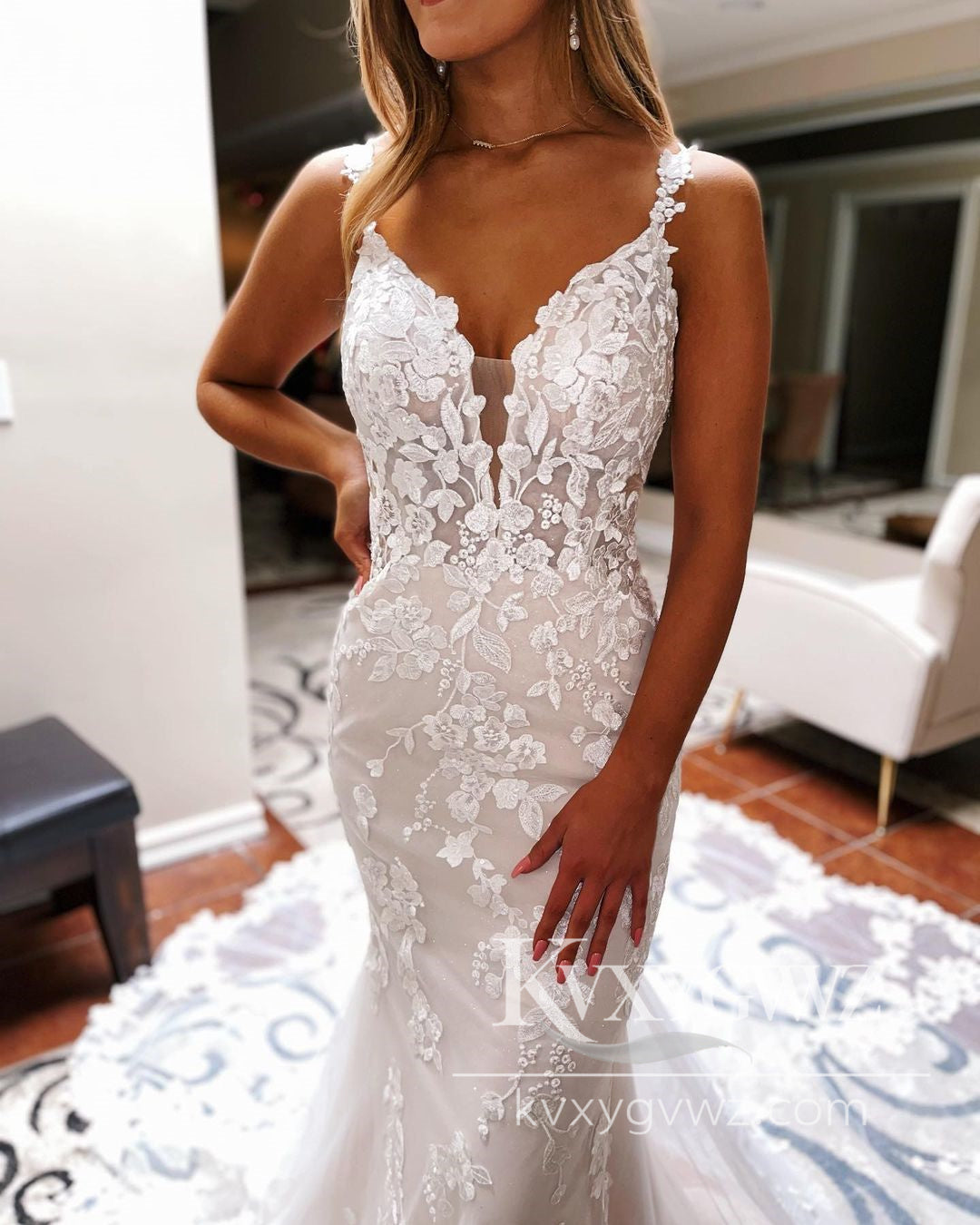 Graceful Mermaid V Neck Lace Wedding Dresses Gown with Train HS990
