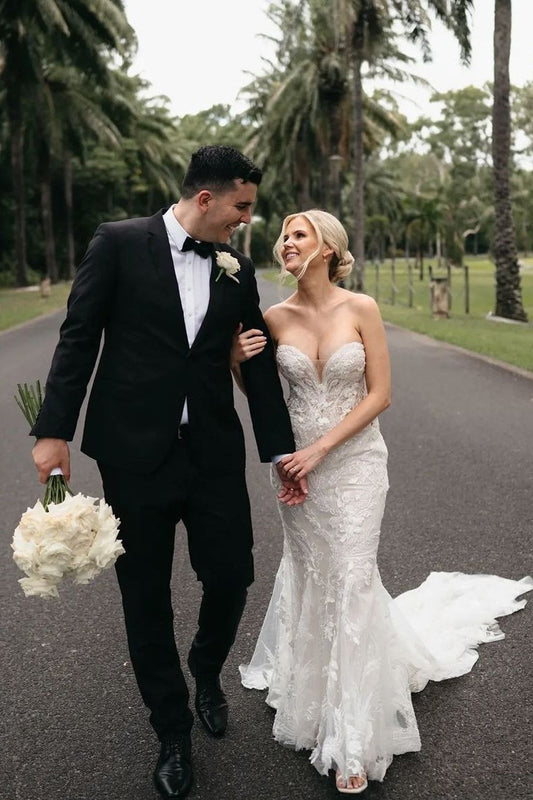 Glamorous Mermaid V Neck Lace Wedding Dresses Gown with Appliques HS865