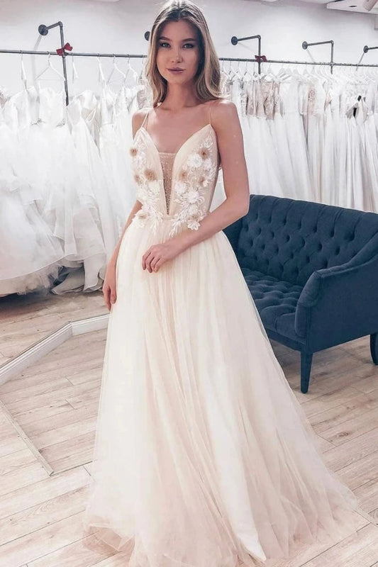 A Line Spaghetti Straps V neck Tulle Wedding Dresses Gown with Appliques HS827