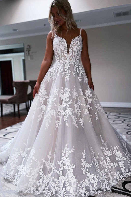 Glamorous Ball Gown V Neck Tulle Lace Wedding Dresses Gown HS935