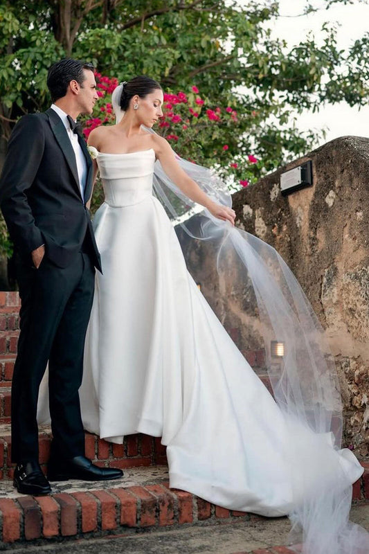 Glamorous Strapless Satin A-Line Wedding Dresses Gown HS687