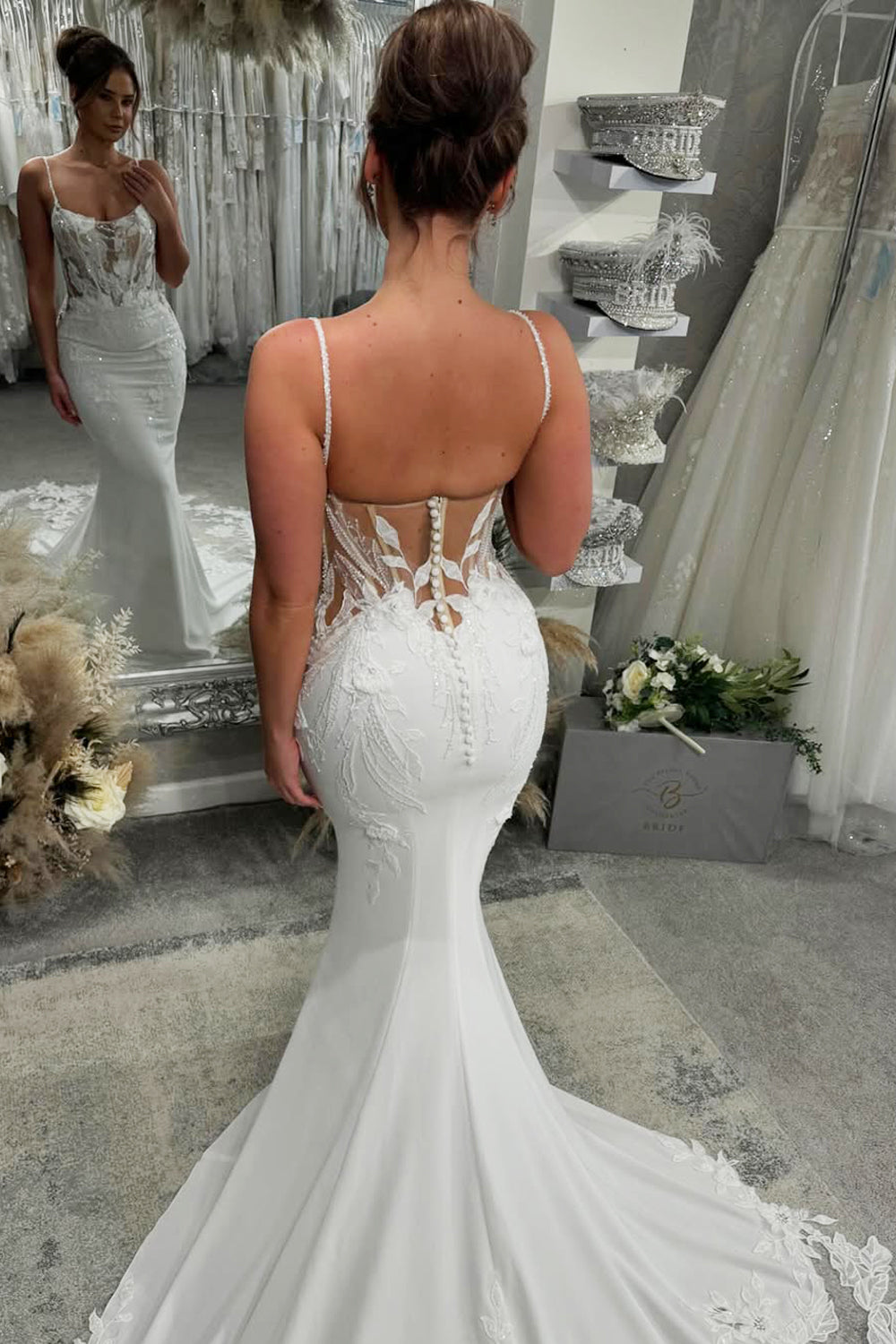 Romantic Mermaid Straps Elastic Satin Wedding Dresses Gown with Appliques HS813