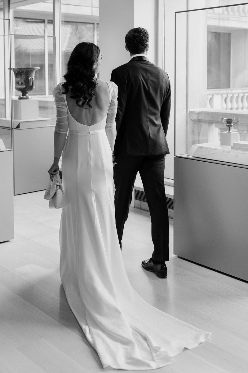 Glamorous Mermaid Square Neck Long Sleeves White Satin Wedding Dresses Gown HS683