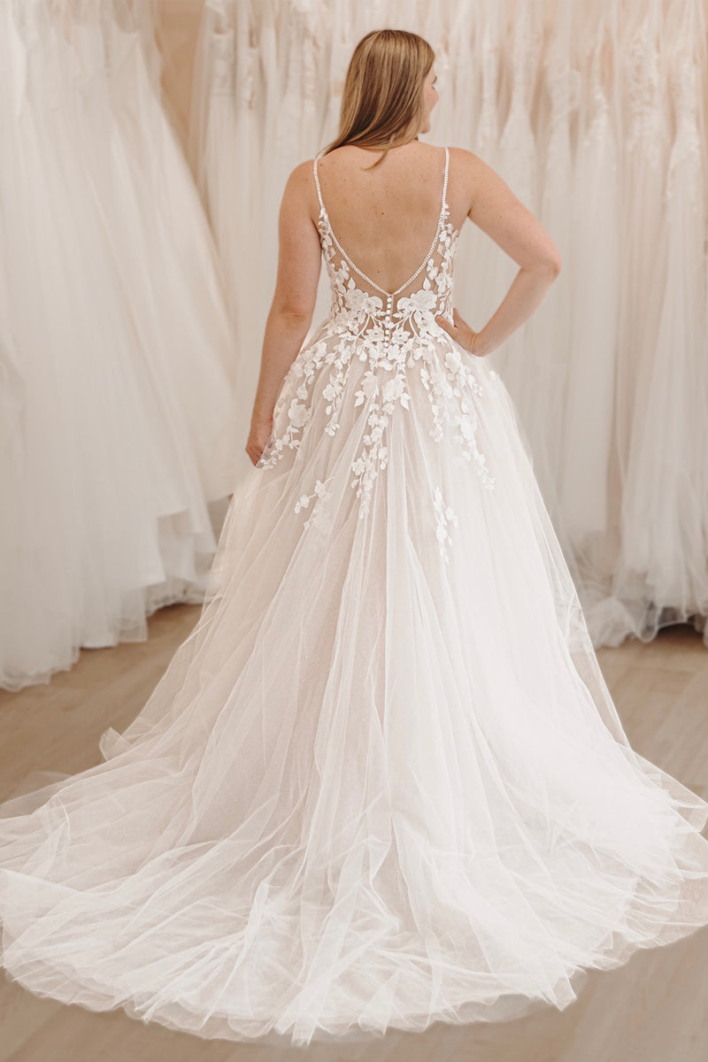 Fairly A-Line V Neck White Tulle Wedding Dresses Gown with Lace Appliques HS943