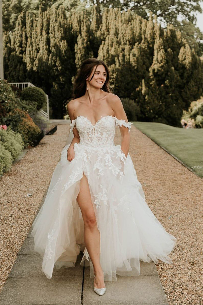 A-Line Off the Shoulder Tulle Appliques Wedding Dresses Gown HS831