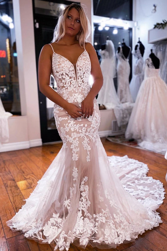 Graceful Mermaid V Neck Champagne Lace Wedding Dresses Gown with Appliques HS694