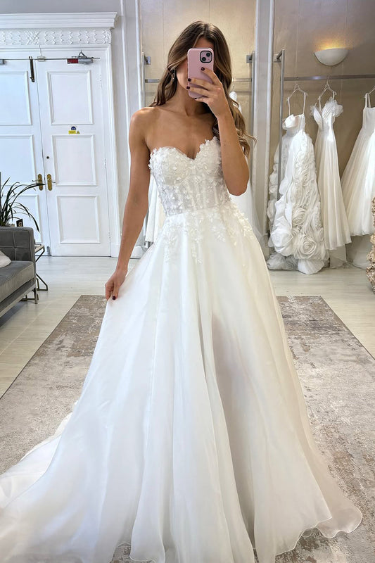 A-Line Sweetheart White Organza Wedding Dresses Gown with Appliques HS824