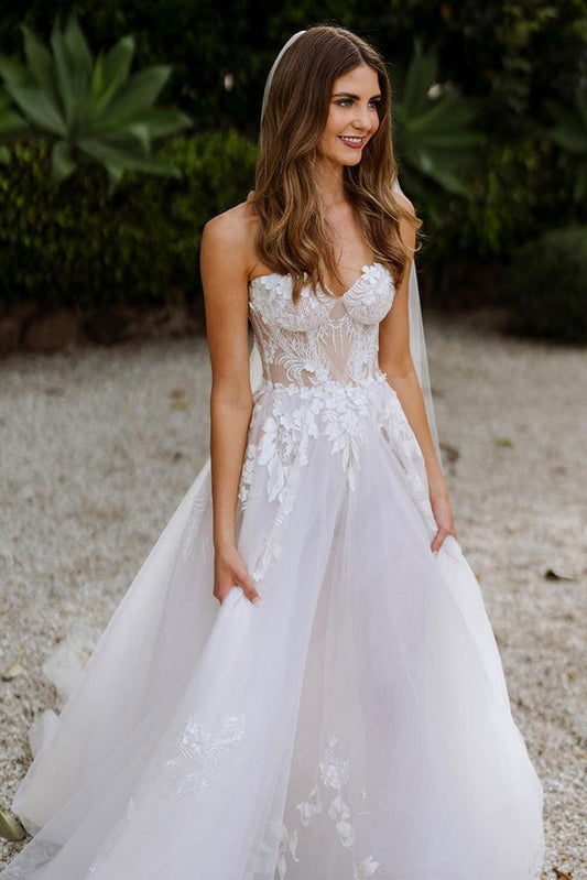 Glamorous A Line Sweetheart Tulle Wedding Dresses Gown with Appliques HS750